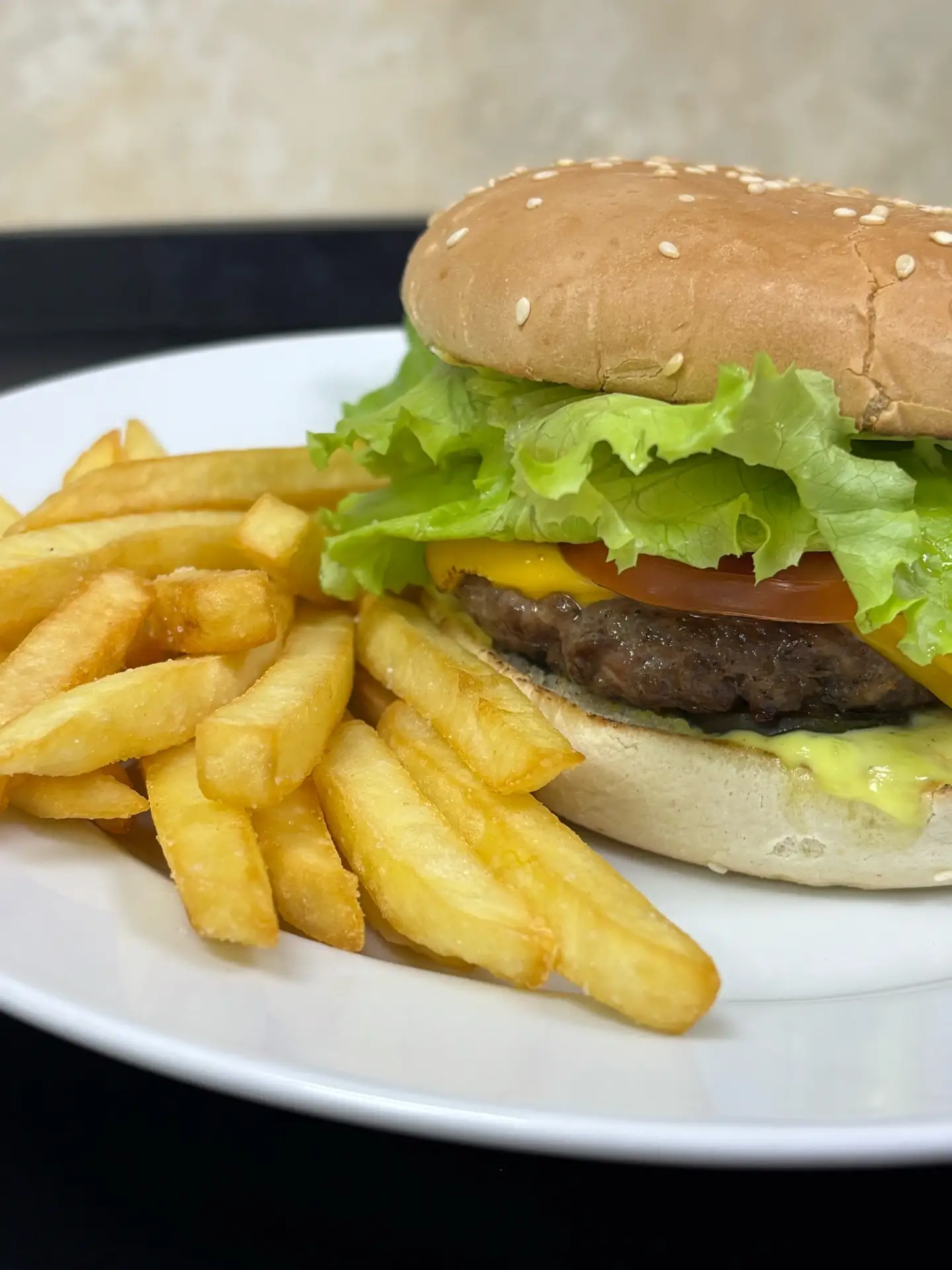 🍕 Лень готовить? Мы тебя понимаем! 🍔