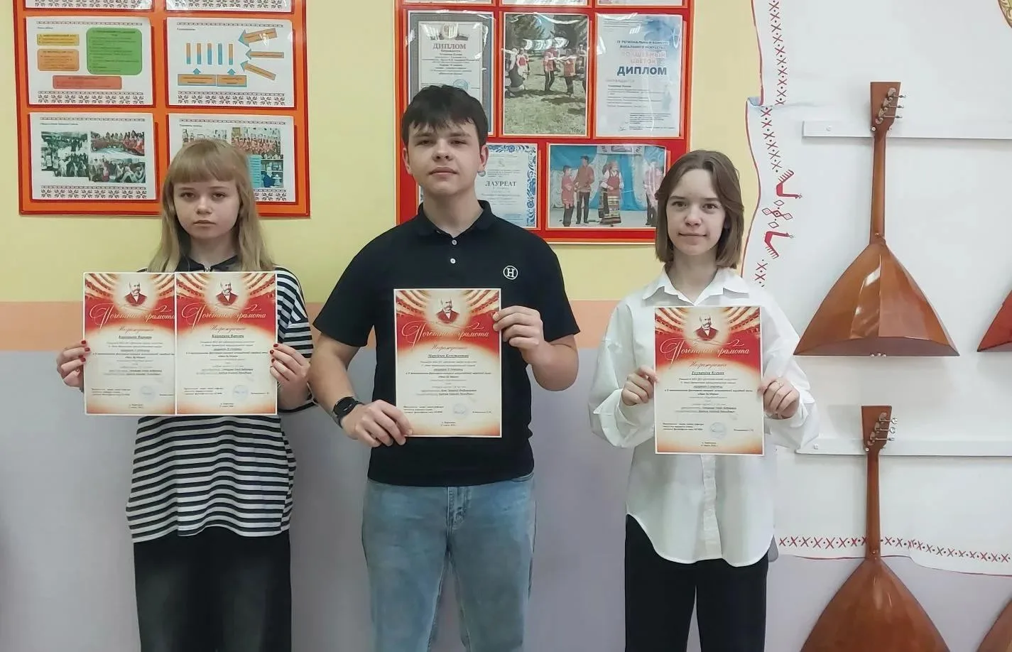 Поздравляем обучающихся фольклорного отделения с участием в III межзональном фестивале-конкурсе испо