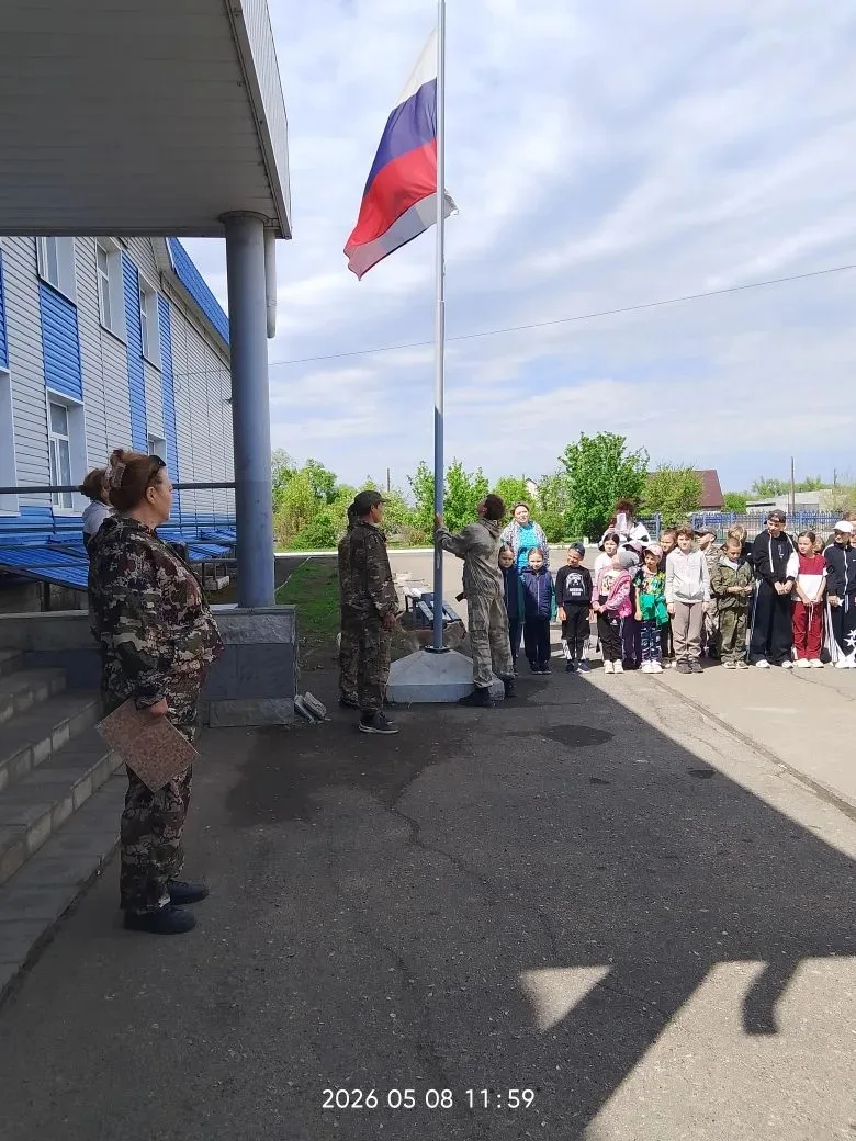 Накануне Дня Победы в школе прошла традиционная  военно-спортивная игра "Зарница". Увлекательные сор