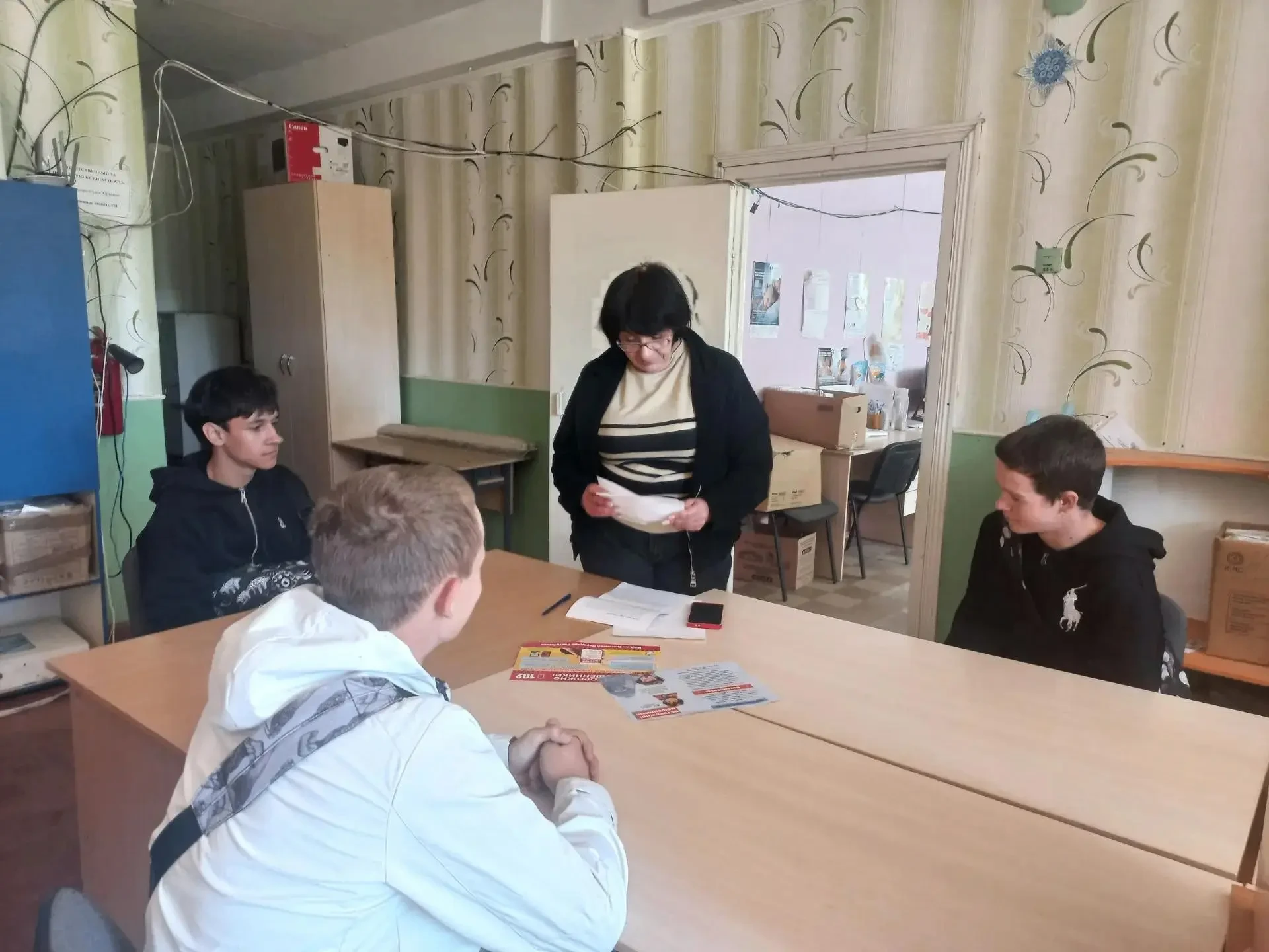 Профилактика правонарушений и защита от мошенничества: итоги встречи с подростками