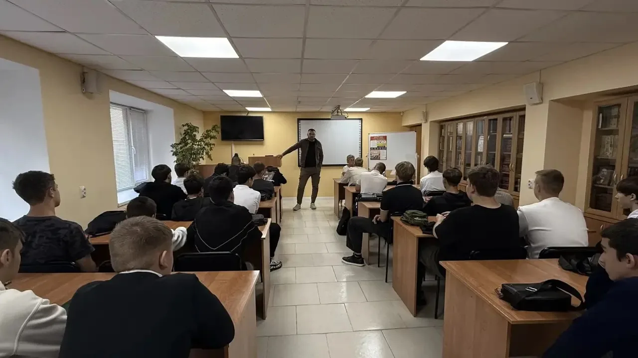 🇷🇺 Страна должна знать своих героев