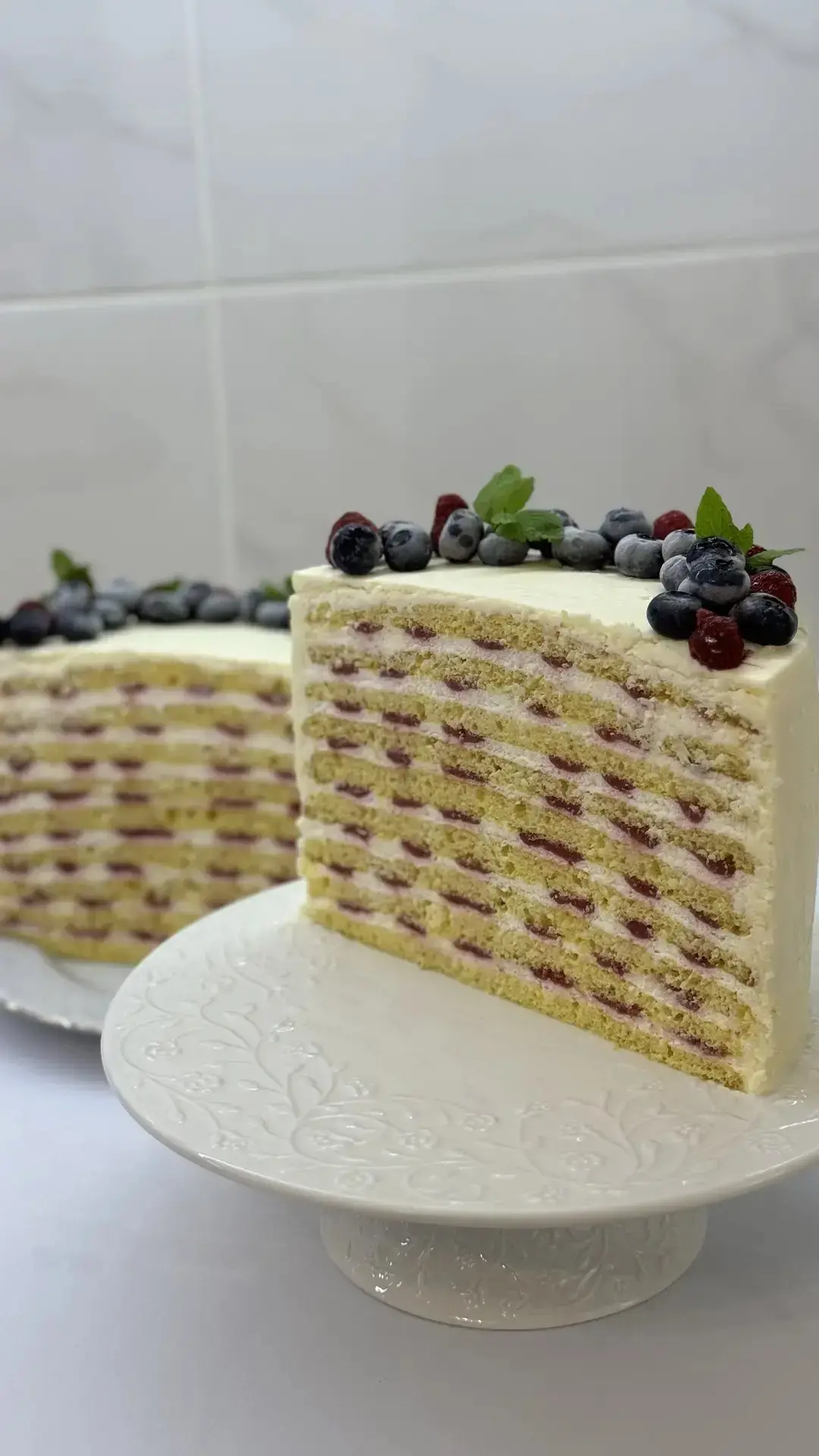 Девочки,для вашего удобства собрала для вас подборку самых вкусных тортов, чтобы любимы...