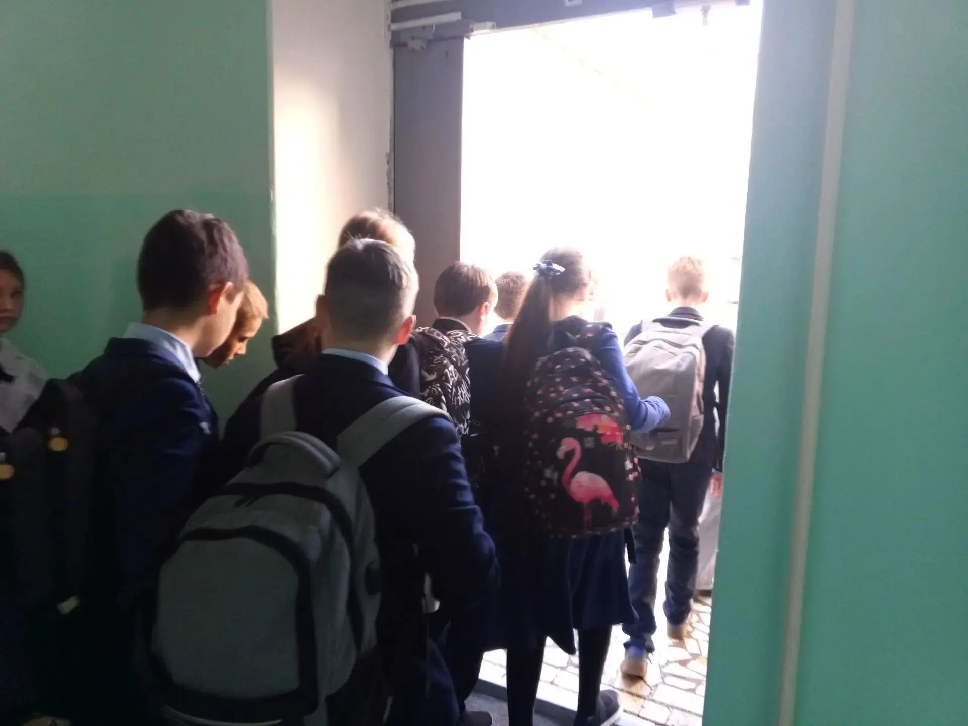 Тренировочная пожарная эвакуация в школе: безопасность — наш приоритет!