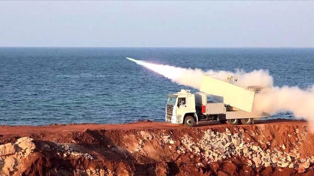 🚀 КСИР Ирана объявил о нанесении массированных ударов по военным объектам США на Ближн...