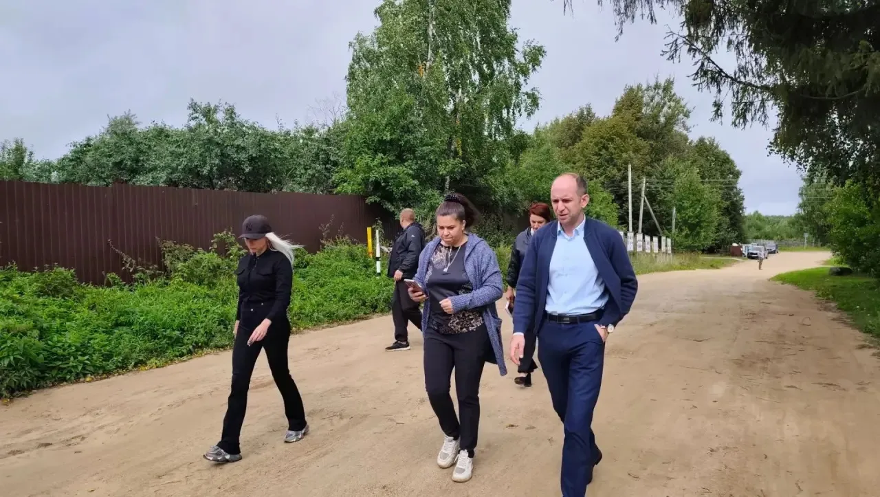 В рамках планового объезда территорий с комиссией вновь посетили деревню Игрищи. Основн...