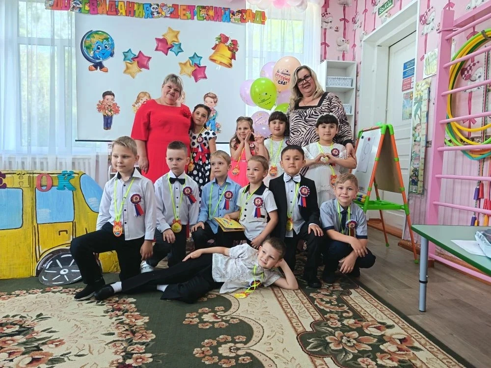 29.05.2026 года в нашем детском саду прошёл Выпускной бал-2026. 🍭🍭🍭Девочки - в красивых платьях, 