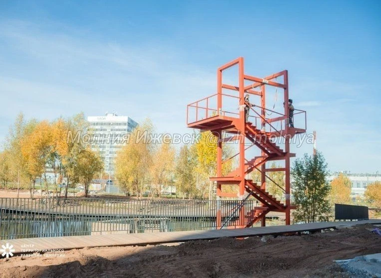 🌳 В «Ива-парке» на улице Автозаводской в Ижевске появилась смотровая вышка