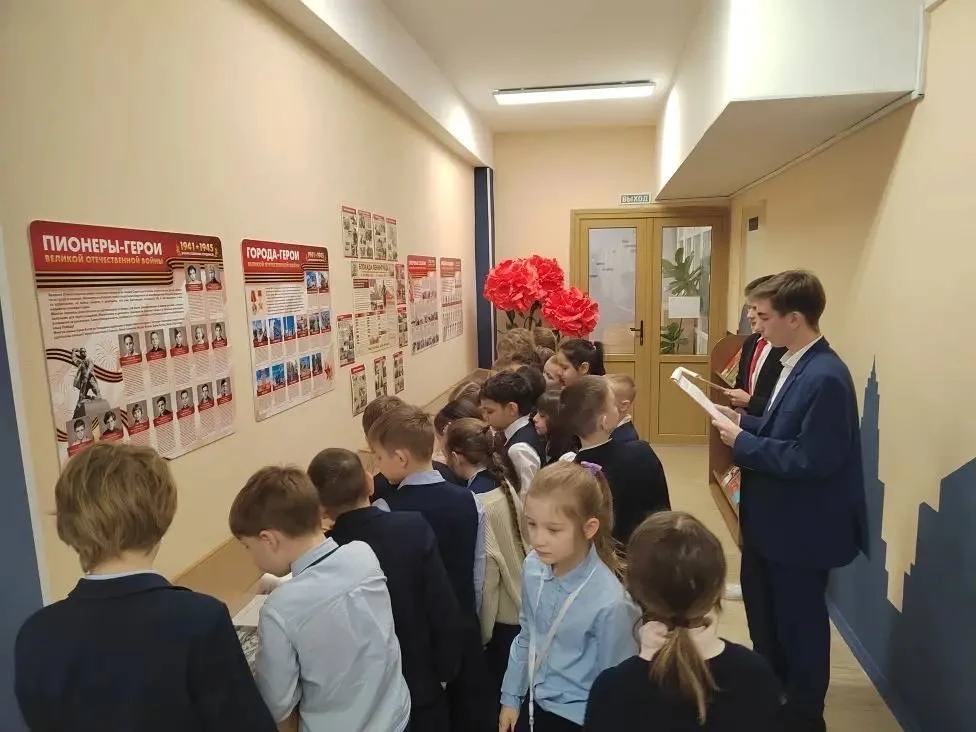 Сегодня завершился особенный цикл лекций, подготовленный учениками 10-х классов для всех гимназистов