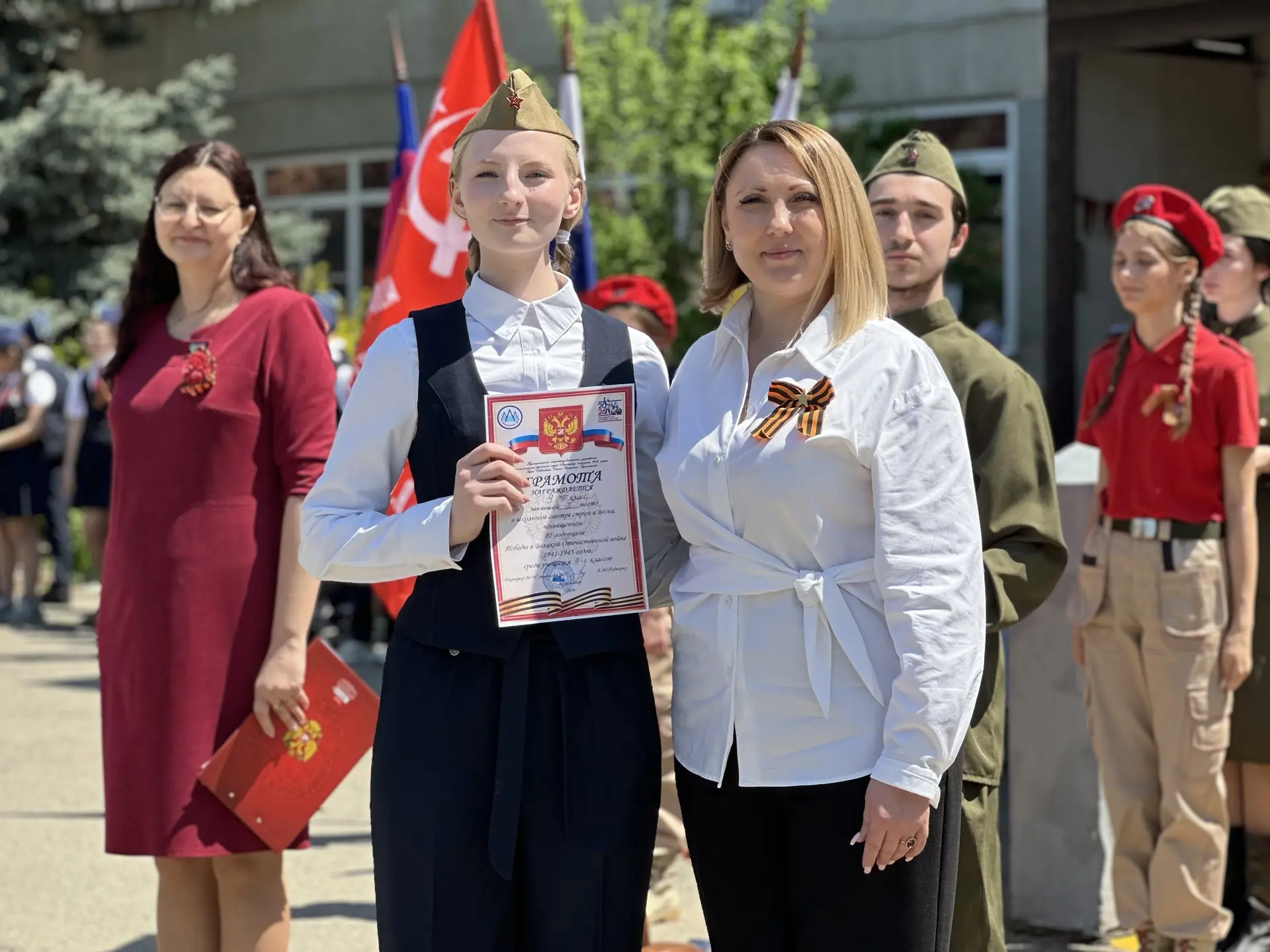 ⭐️⭐️⭐️ Смотр строя и песни - это не просто соревнование, это возможность для ребят почувствовать себ
