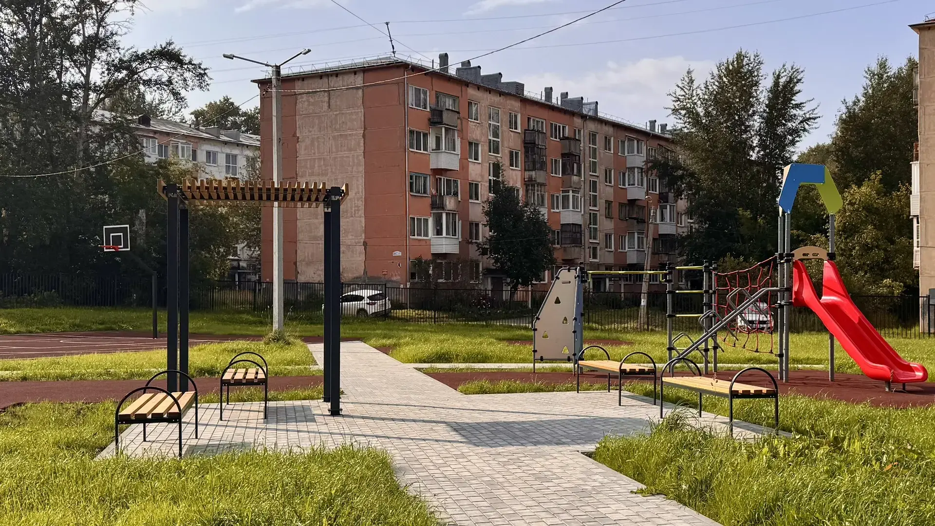 В этом году в Березниках по программе «Комфортный край» на ремонт четырёх школ направил...