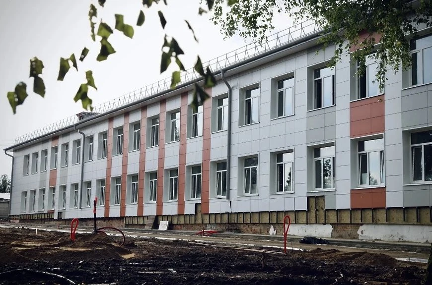 ✅Ремонт Радумльского кадетского лицея-интерната завершён на 80%

На объекте побывали глава округа Ко
