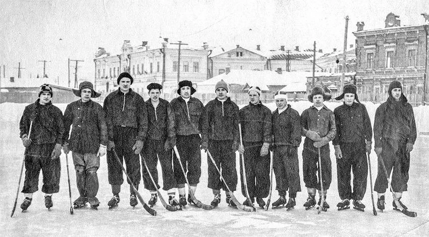 Команда "Русачи" на стадионе «Динамо» 1957 г