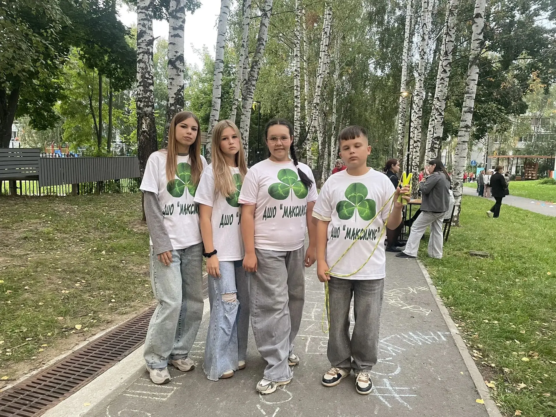 🍁 Студия современного и спортивного танца "Микс" на «Школьном бульваре»