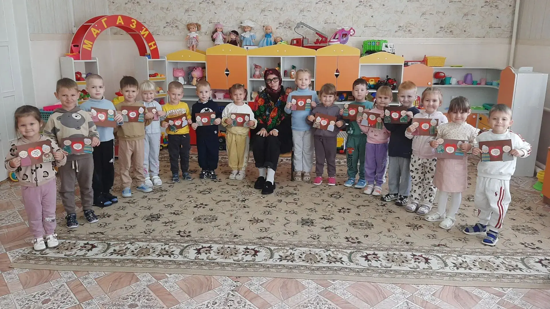 С теплом и заботой: в детском саду «Ромашка» отметили День пожилого человека. 👩‍🦳👴