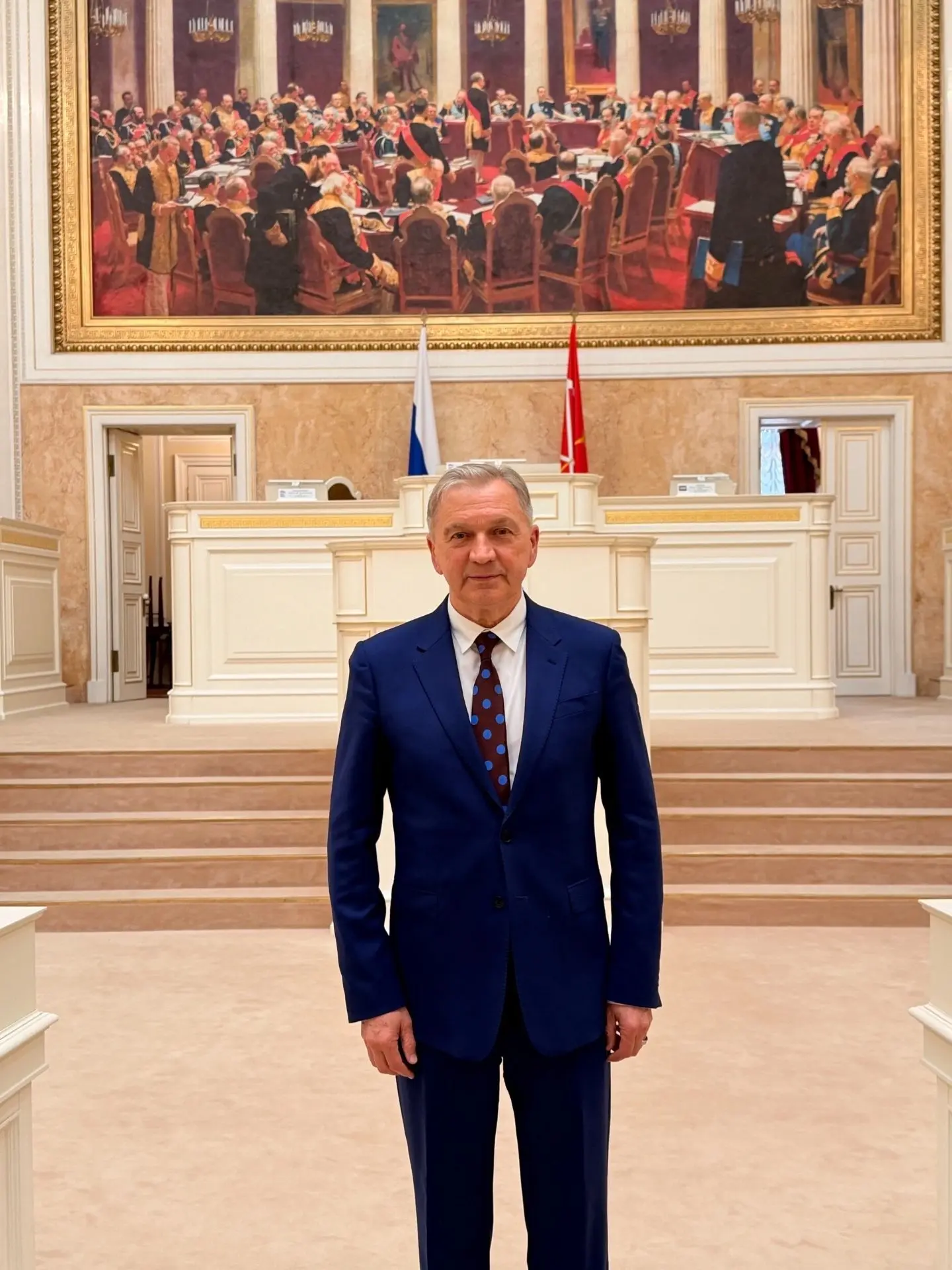 «ЗАКОН ДОЛЖЕН РАБОТАТЬ НА ЧЕЛОВЕКА» – УВЕРЕН МИХАИЛ БАРЫШНИКОВ, ДЕПУТАТ ЗАКОНОДАТЕЛЬНОГ...