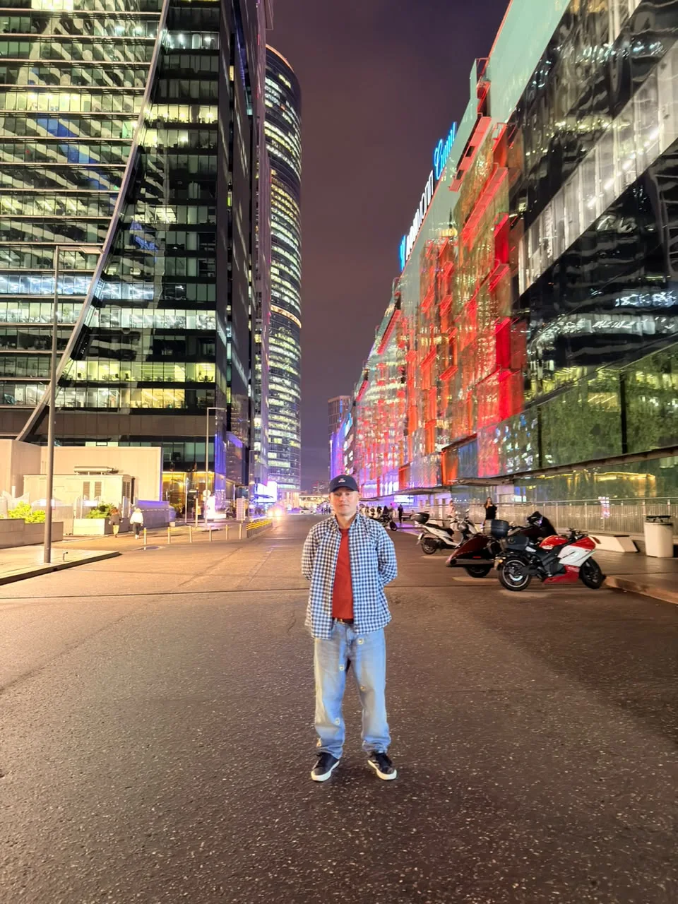 👦 Кобилджон, 35