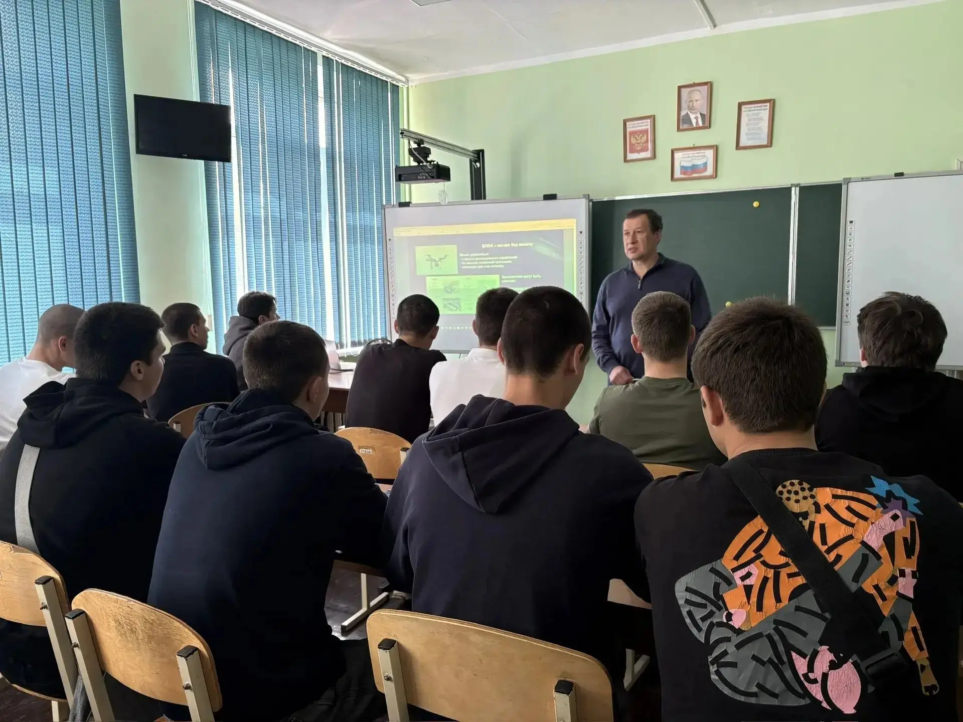 В Константиновском педагогическом колледже стартовала работа уникального кружка — «Вирт...