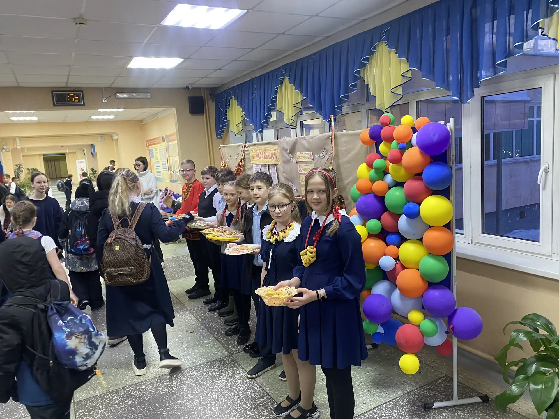 🥞🌞🥞Вторник: "Заигрыши"    Вторник — день заигрышей и веселья. В это время устраиваются различные игр