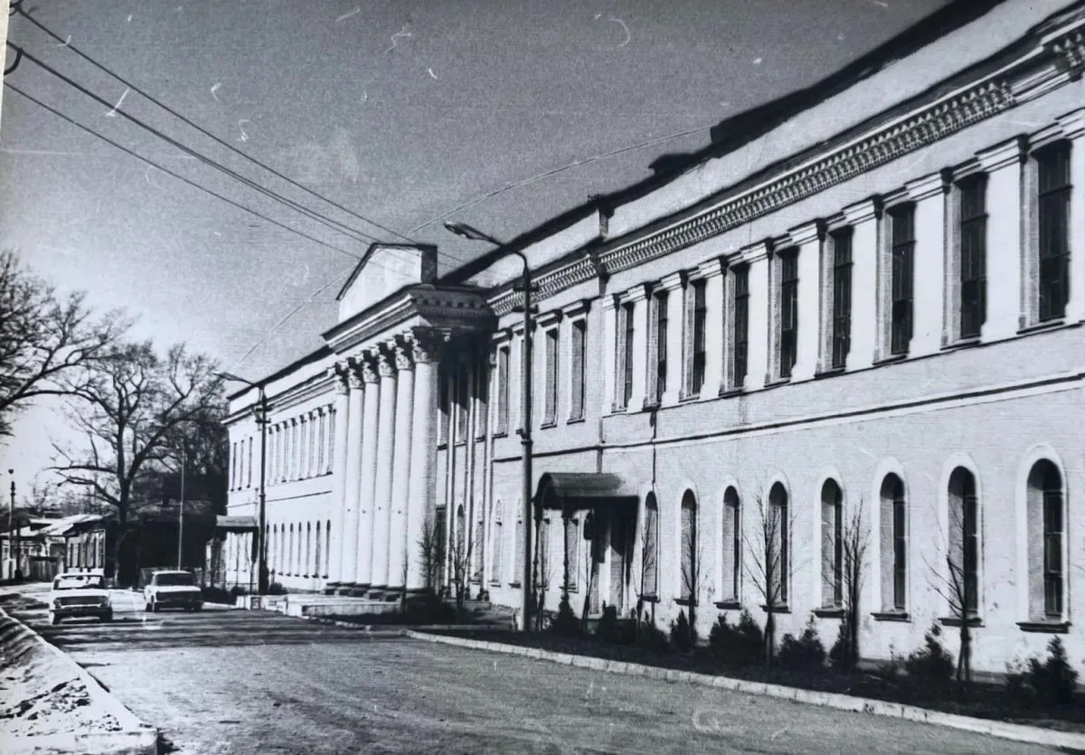 19 августа 1801 года была подписана высочайшая грамота на утверждение в Туле училища дл...