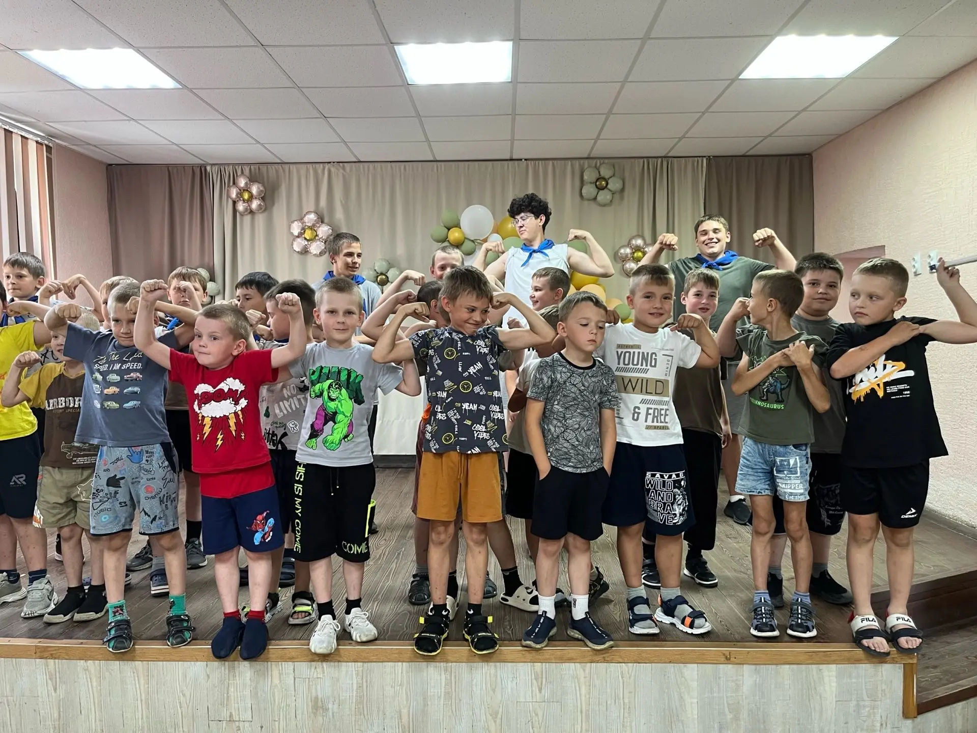 Фото двенадцатого дня Лагеря дневного пребывания "МногоЦветие России" здесь 👉 https://vk.ru/album-2