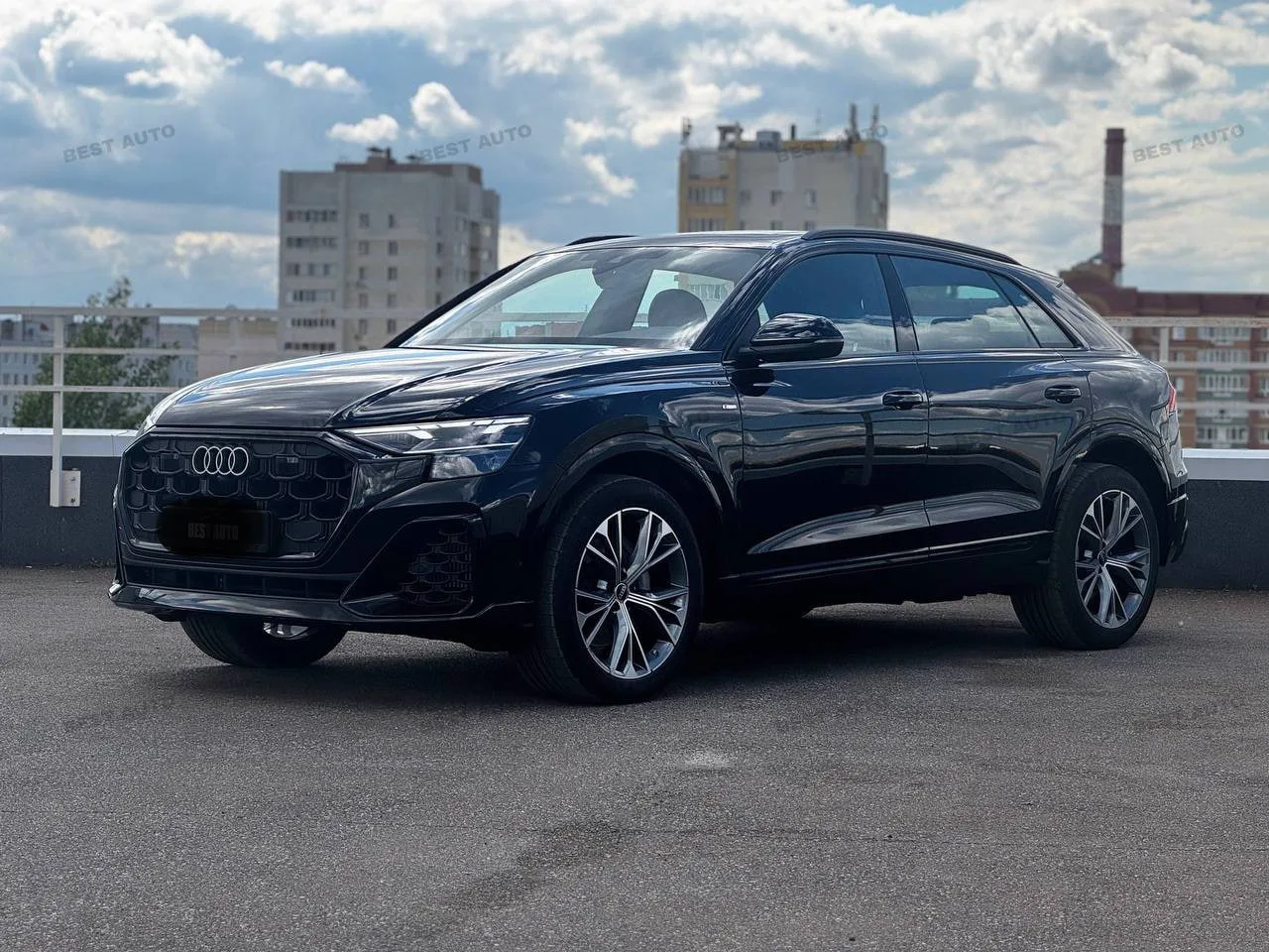 Audi Q7 55 TFSI 3.0 quattro бензин 2025 (черный на черном)