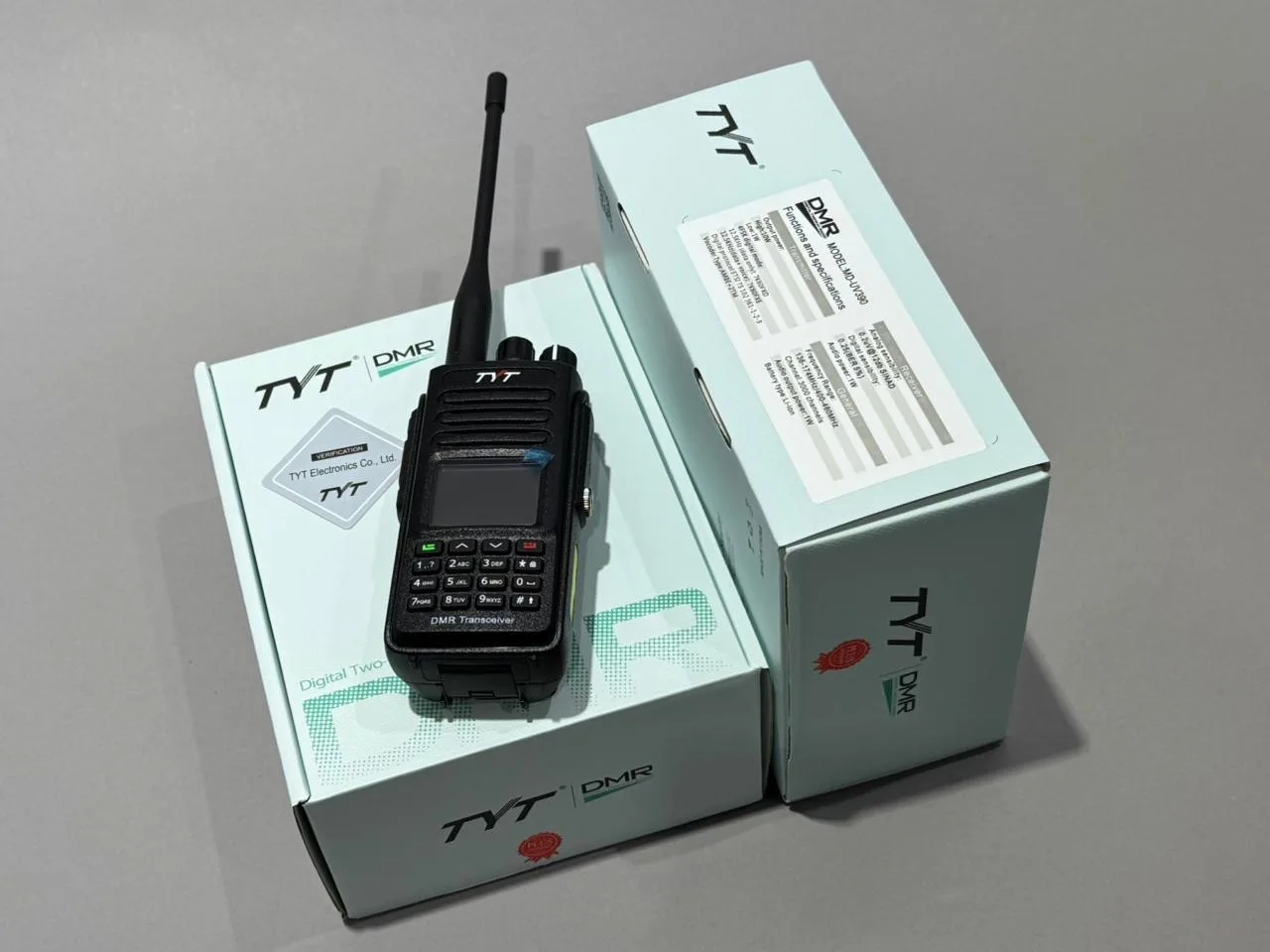 Цифровая радиостанция TYT MD-UV390 DMR AES 256 ip67