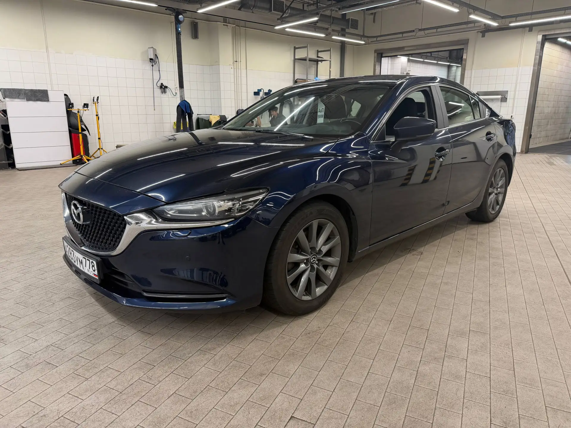 Mazda 6