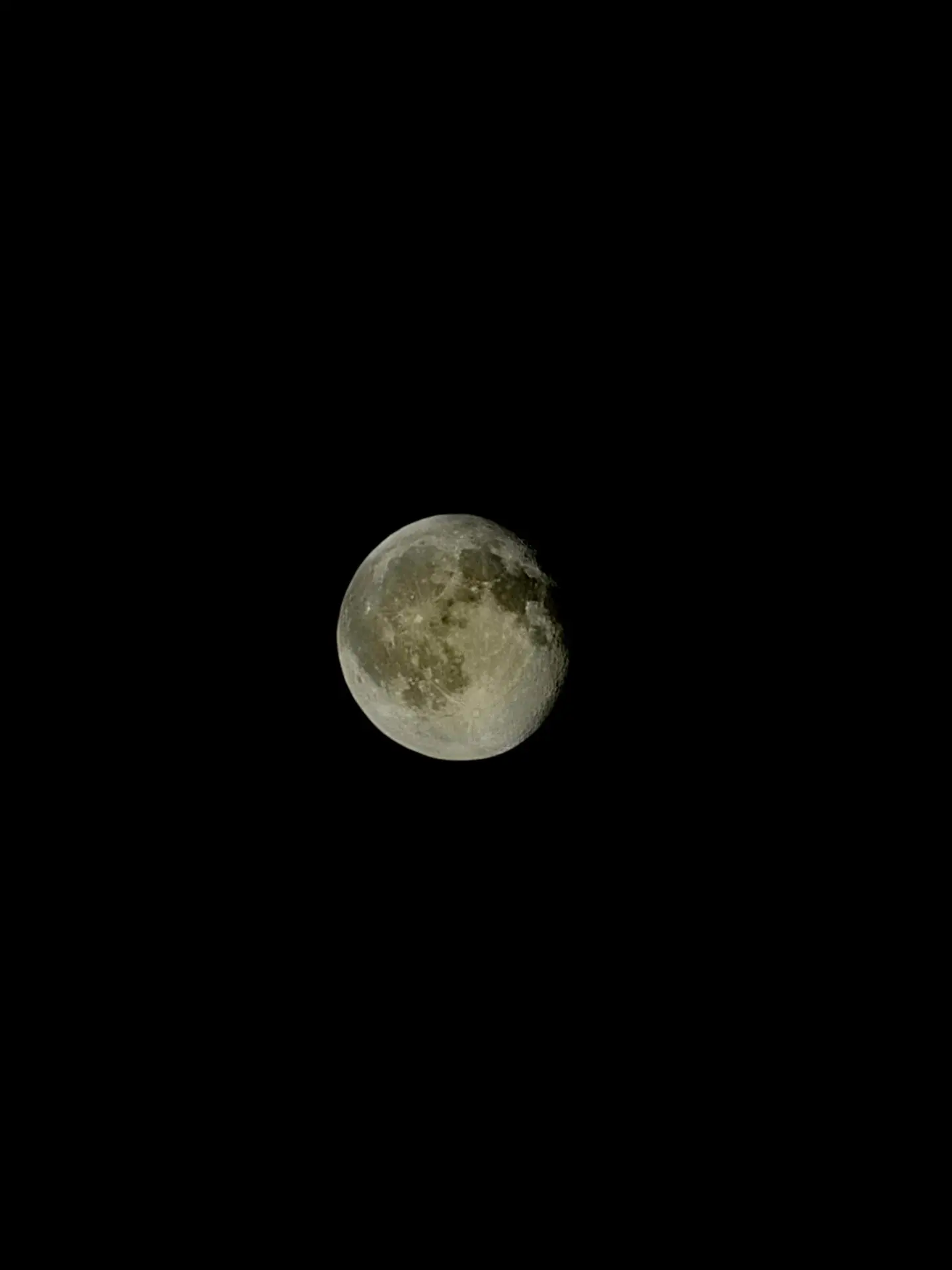 Луна с телефона 95%🌖🔽