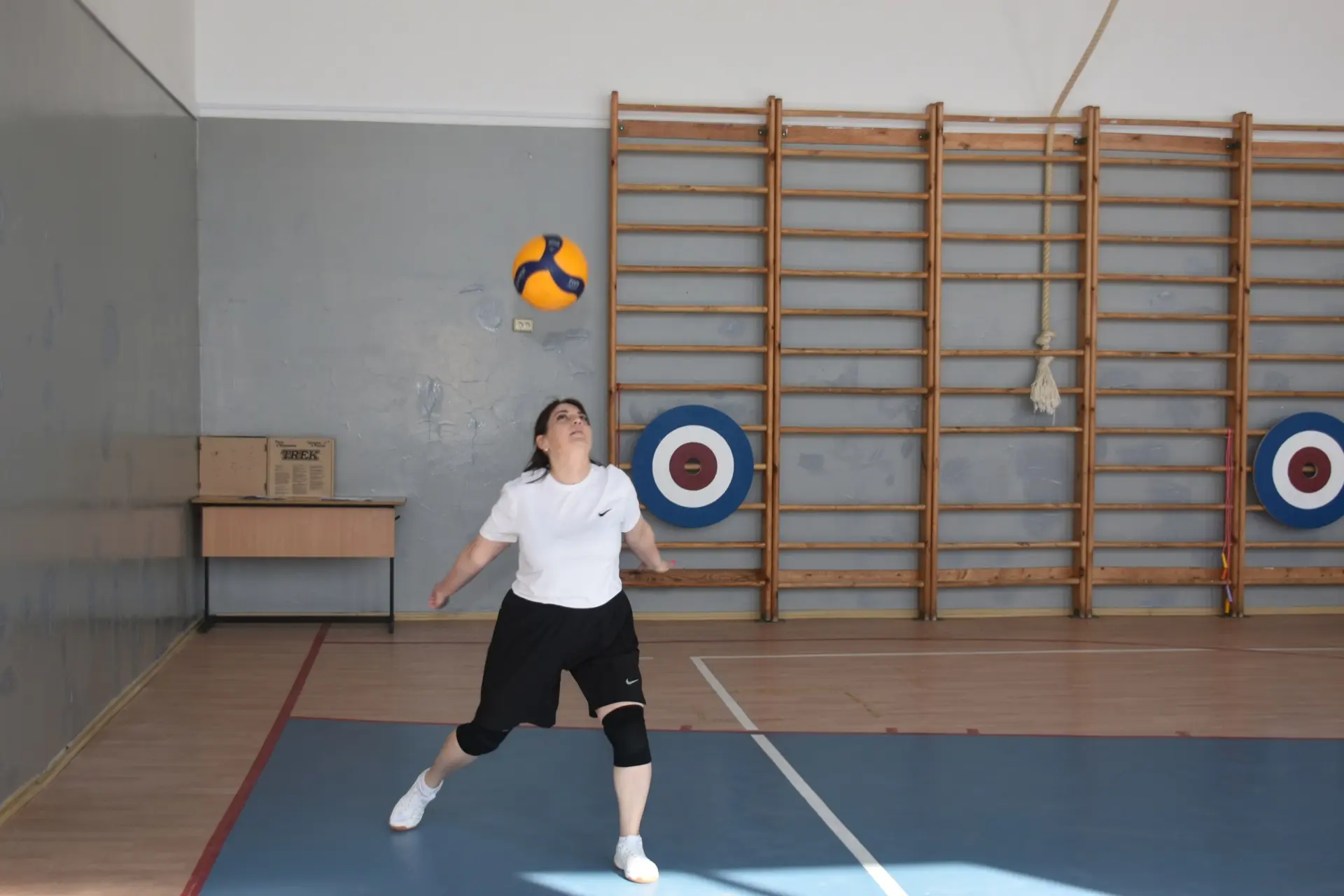 🤾🏻🏋Традиционно в нашей школе состоялся спортивный праздник для работников образования. В соревновани