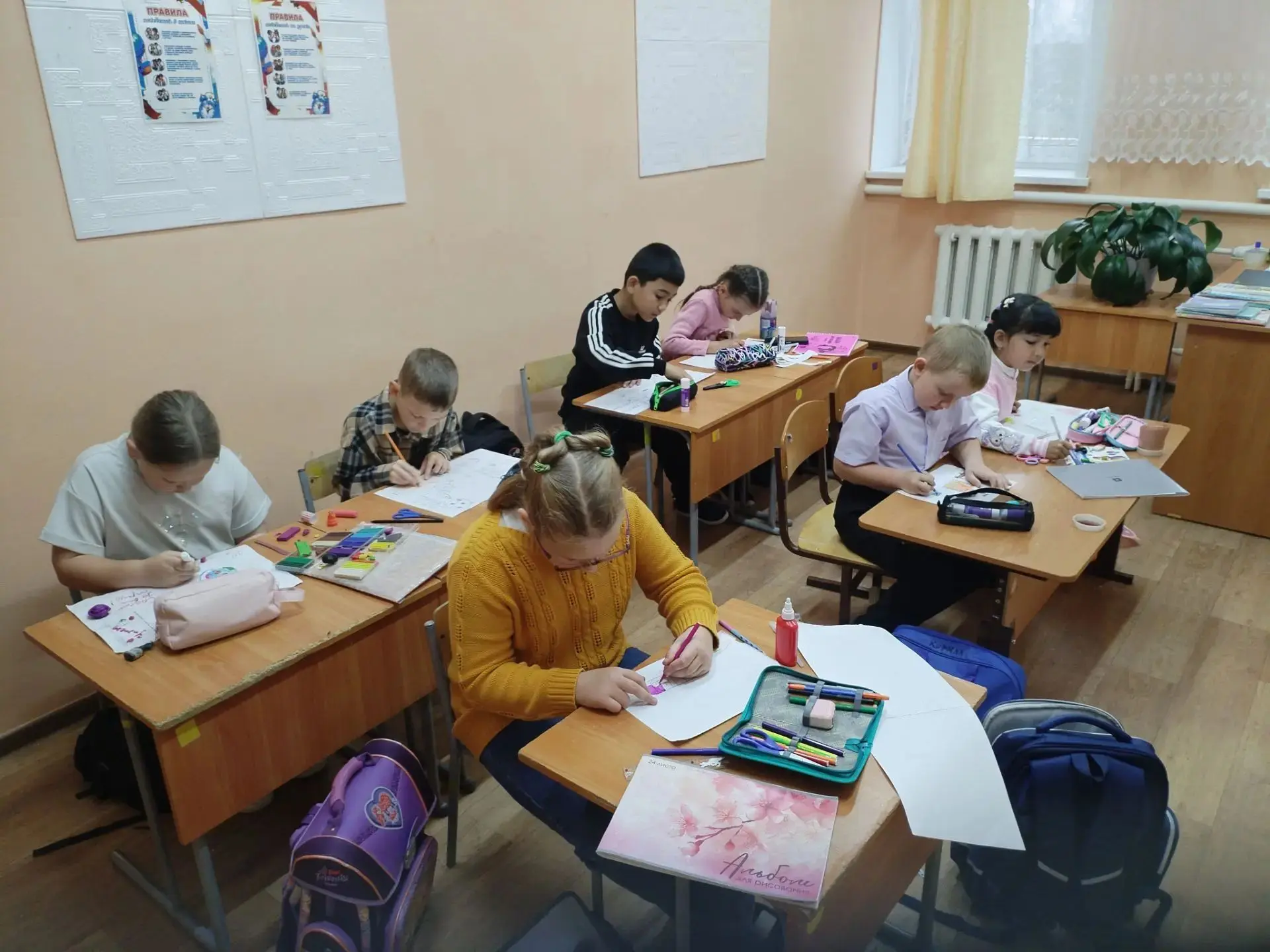 🧑‍🏫 1‑й и 3‑й классы на «Сто дорог — одна моя»: тема «Профессия педагог»!