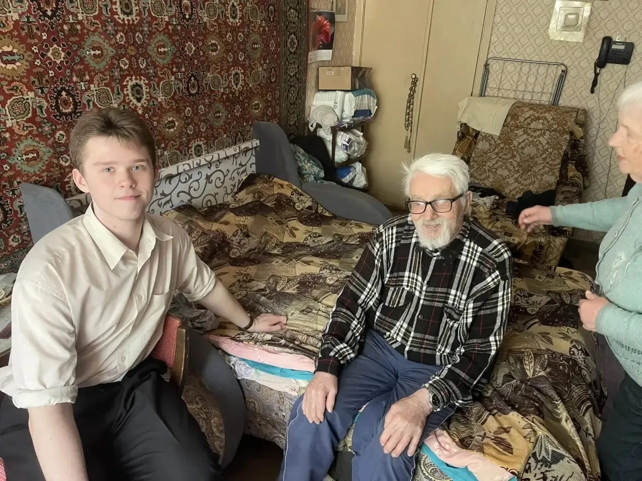 🎖️🕊️ От сердца — с благодарностью  В преддверии Дня Победы учащиеся нашей школы приняли участие в до