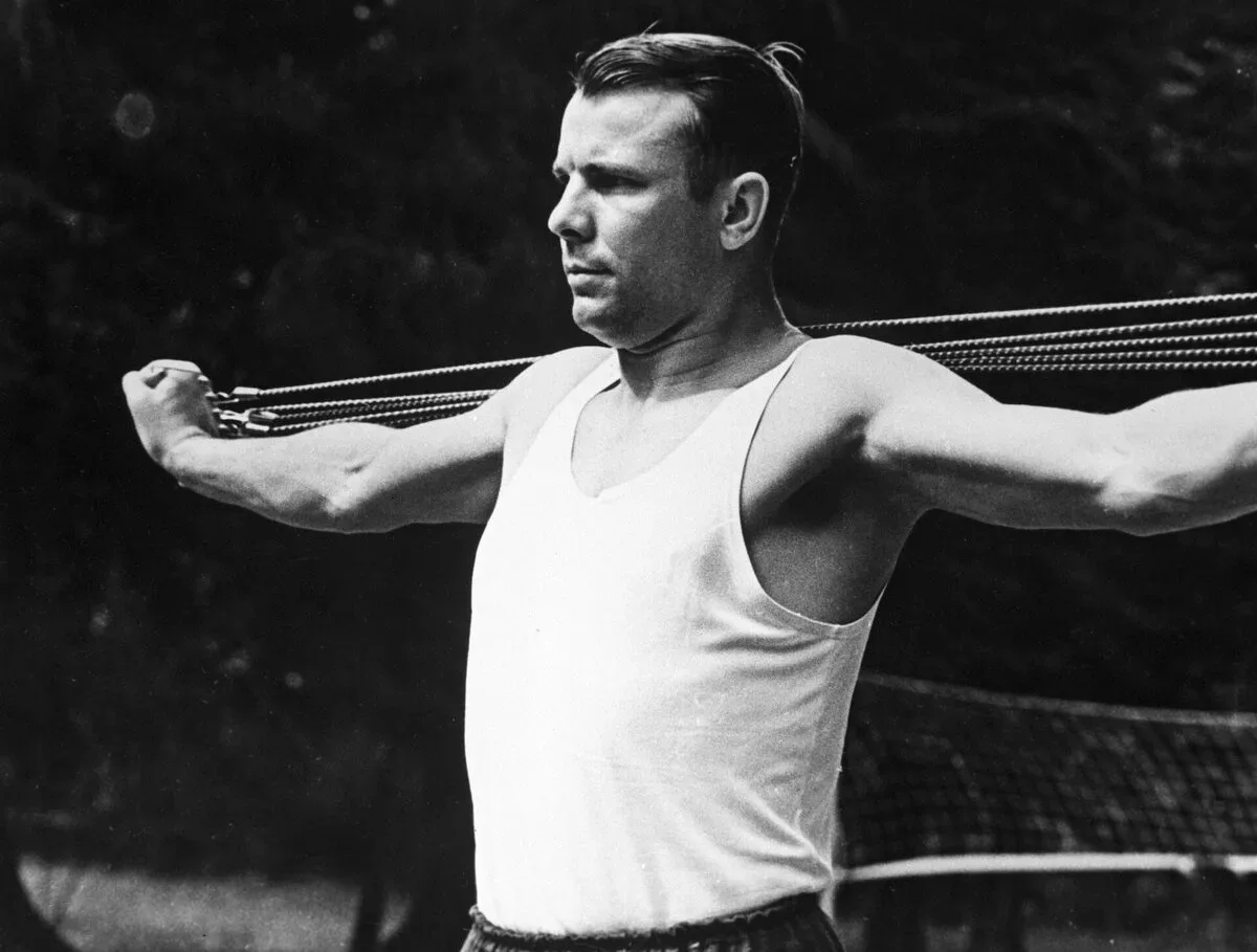 🚀С Днём космонавтики!  12 апреля 1961 года Юрий Гагарин совершил первый в истории полёт в космос, от