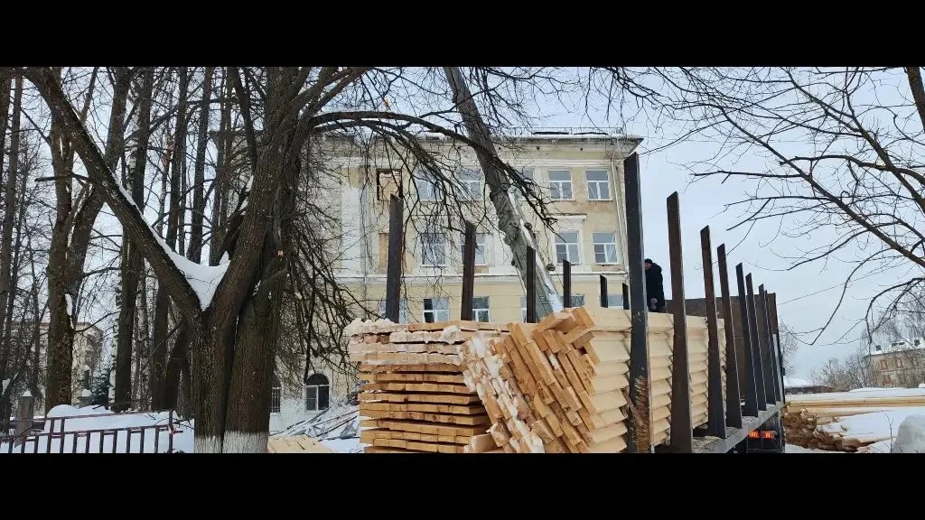 ⚒️О ходе капитального ремонта МБОУ средней школы №7 имени Н.К. Крупской.  👷Ремонтные работы продолжа