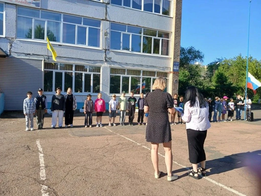 11 июня в стенах МОАУ "СОШ № 51" прозвучали торжественные аккорды и зазвучали слова гордости за свою