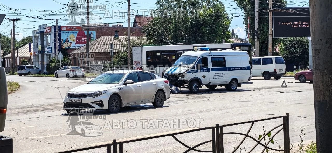 ДТП на Чехова/Транспортная

Подписаться на Авто Таганрог