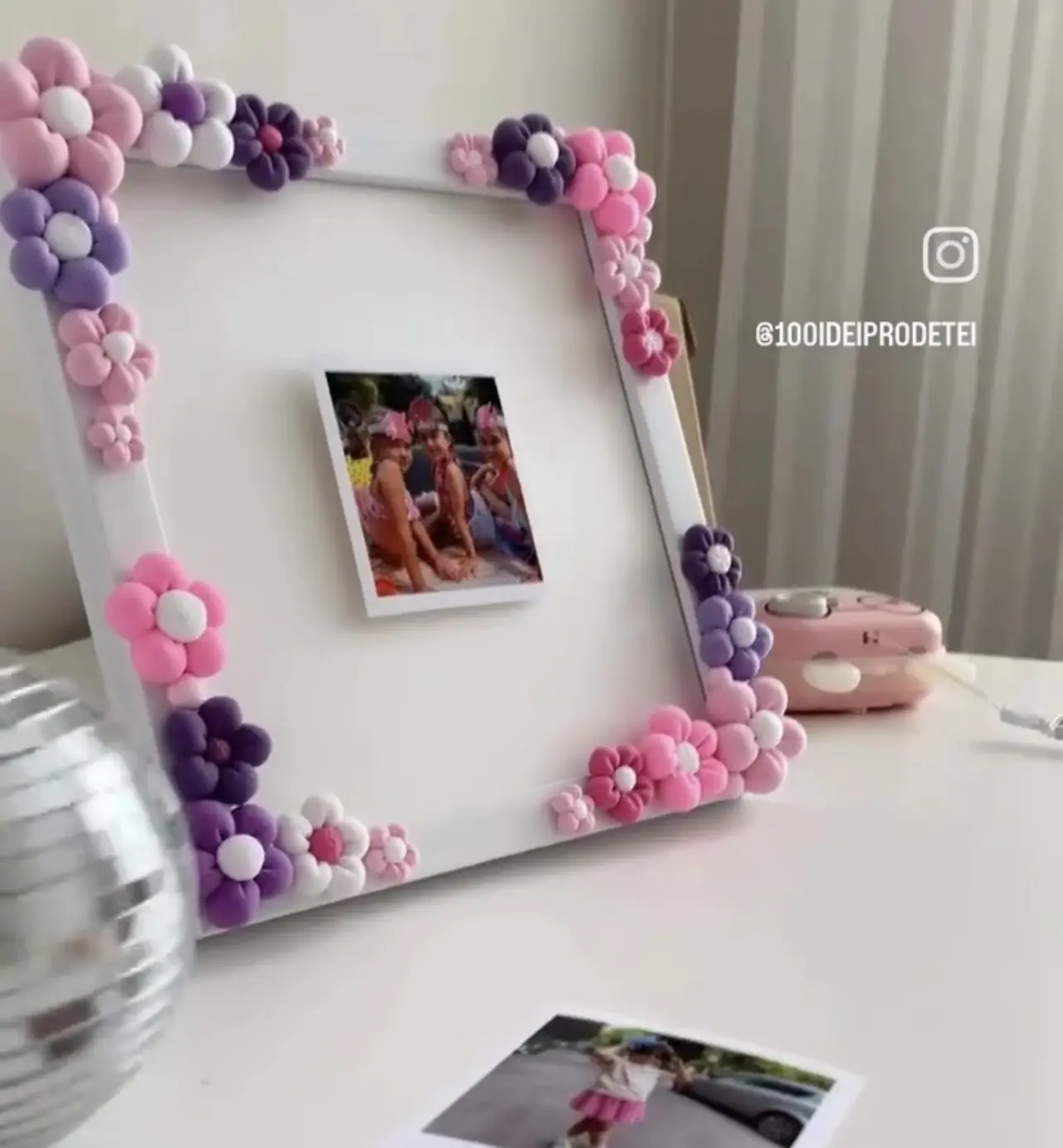 Украшение рамки для фото из пластилина🌸