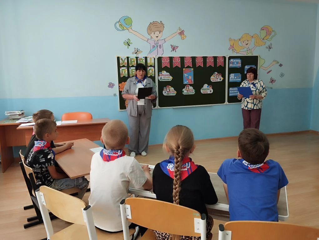 .

🚀 День Первых в лагере «Берёзка»!

Сегодня в нашем летнем лагере «Берёзка» царила атмосфера откр