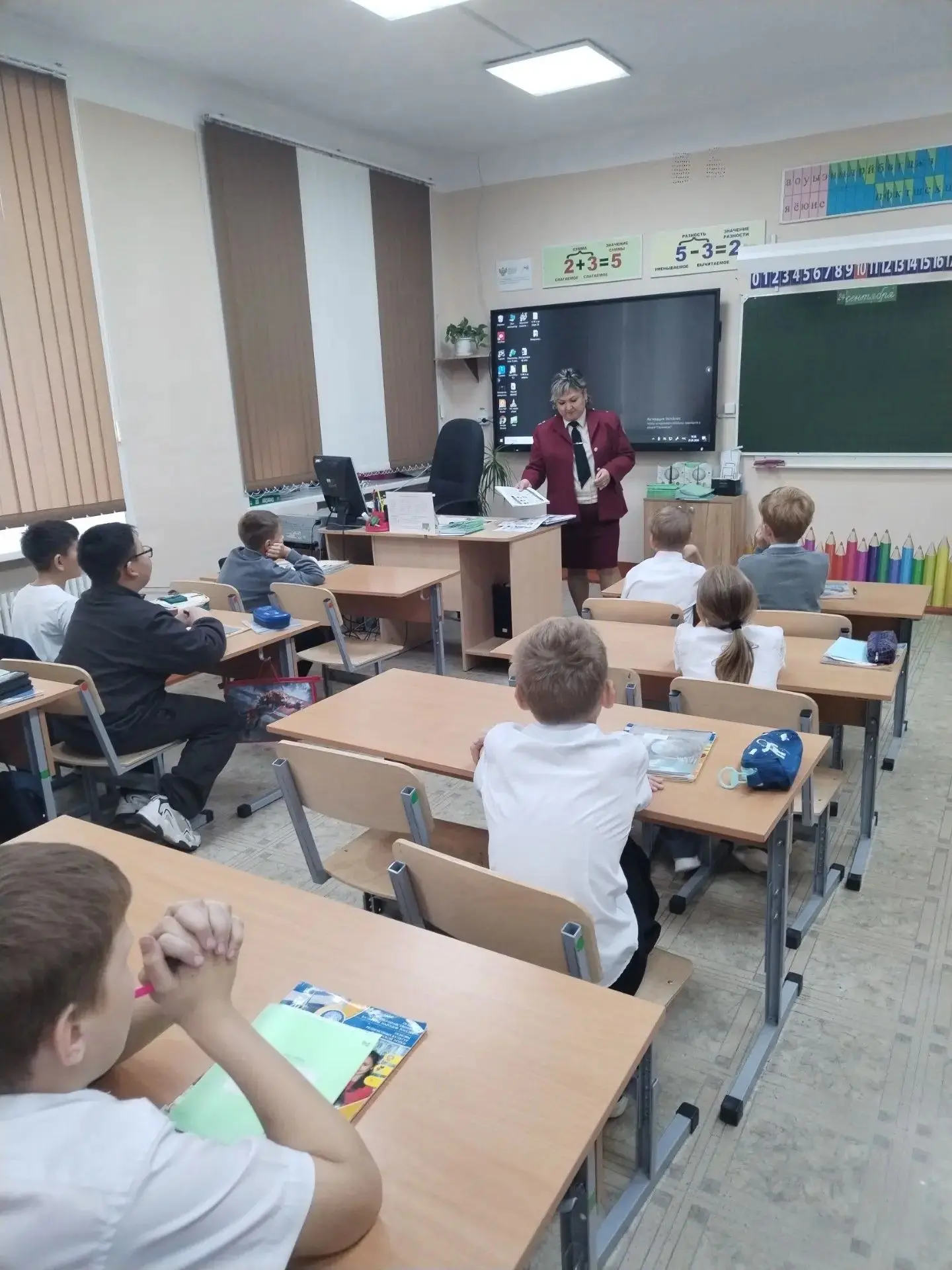 25 сентября с обучающимися МОУ "СОШ №8 им.В.И.курова г.Новоузенска Саратовской области"...