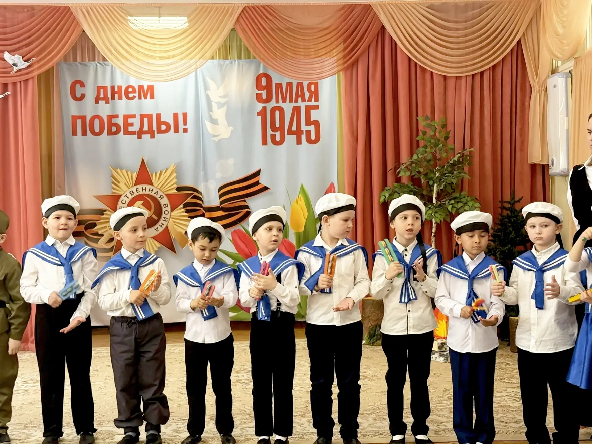 🎖️🇷🇺Марафон "Наследники Победы": наши дошкольники   🎙️Сегодня воспитанники и педагоги дошкольного от