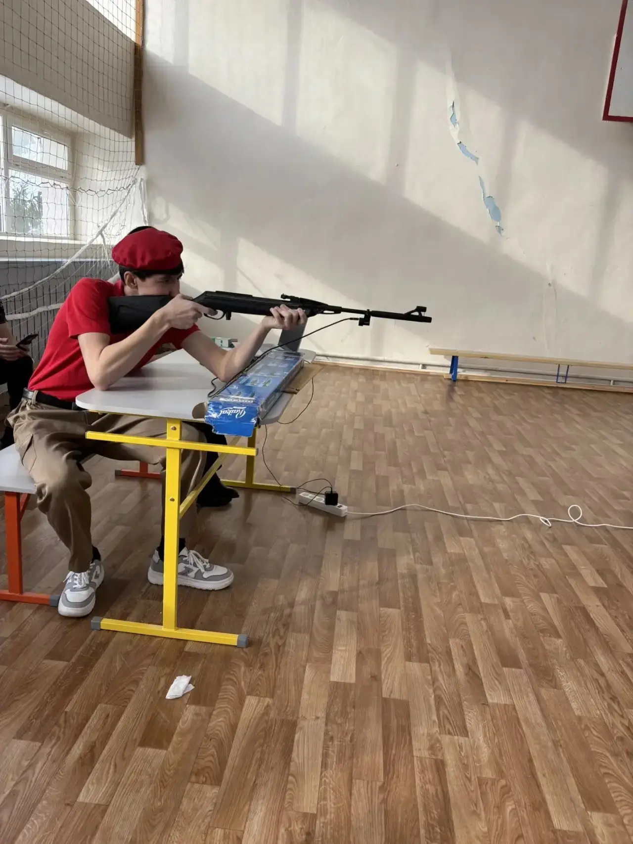 Сегодня наши десятиклассники вместе с учителем ОБЗР Рахматуллиным Анваром Азатовичем приняли участие