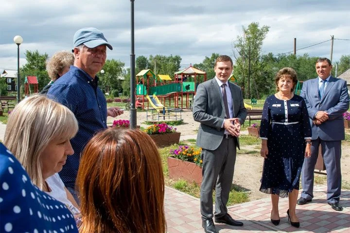 НИНА ЛЕОНЧЕНКО ОЦЕНИЛА ОТЧЕТ ВАЛЕНТИНА КОНОВАЛОВА Отличный отзыв в душе сегодня оставил у меня докла