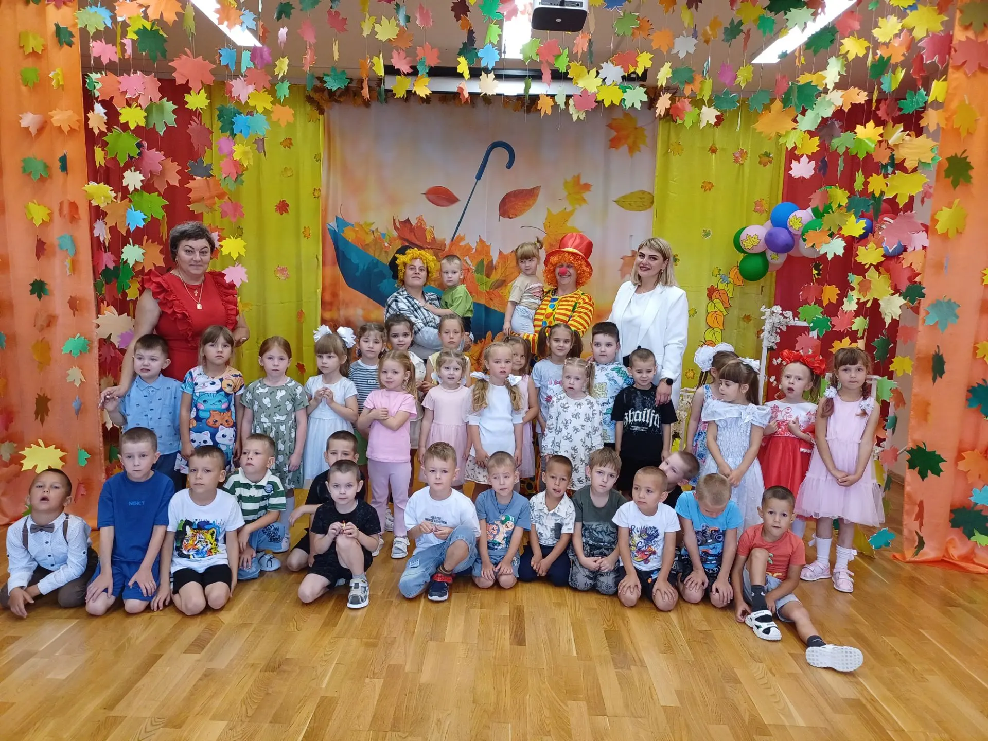 Фото