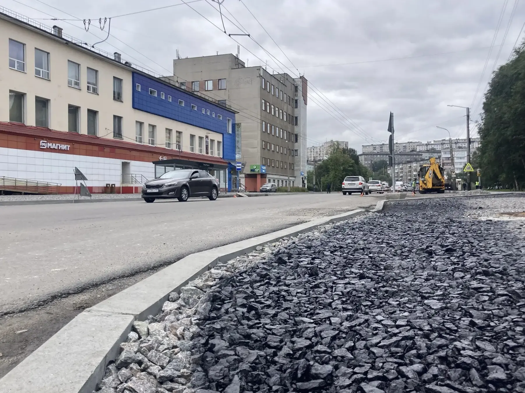 В Мурманске на проспекте Кирова (участок от пер. Хибинский до ул. Марата) продолжается ...