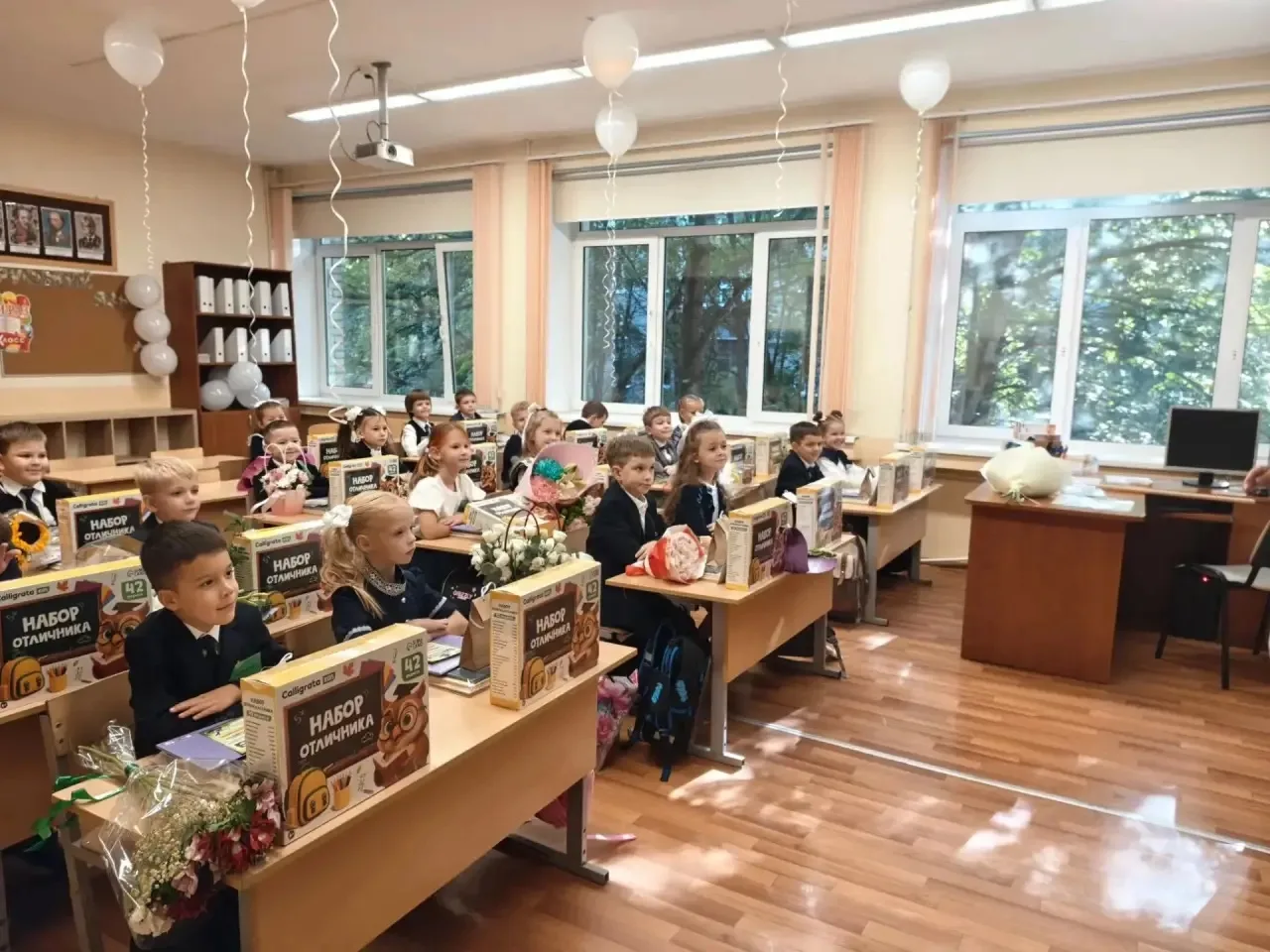 Более ста первоклассников вошли в дружную семью нашего лицея!