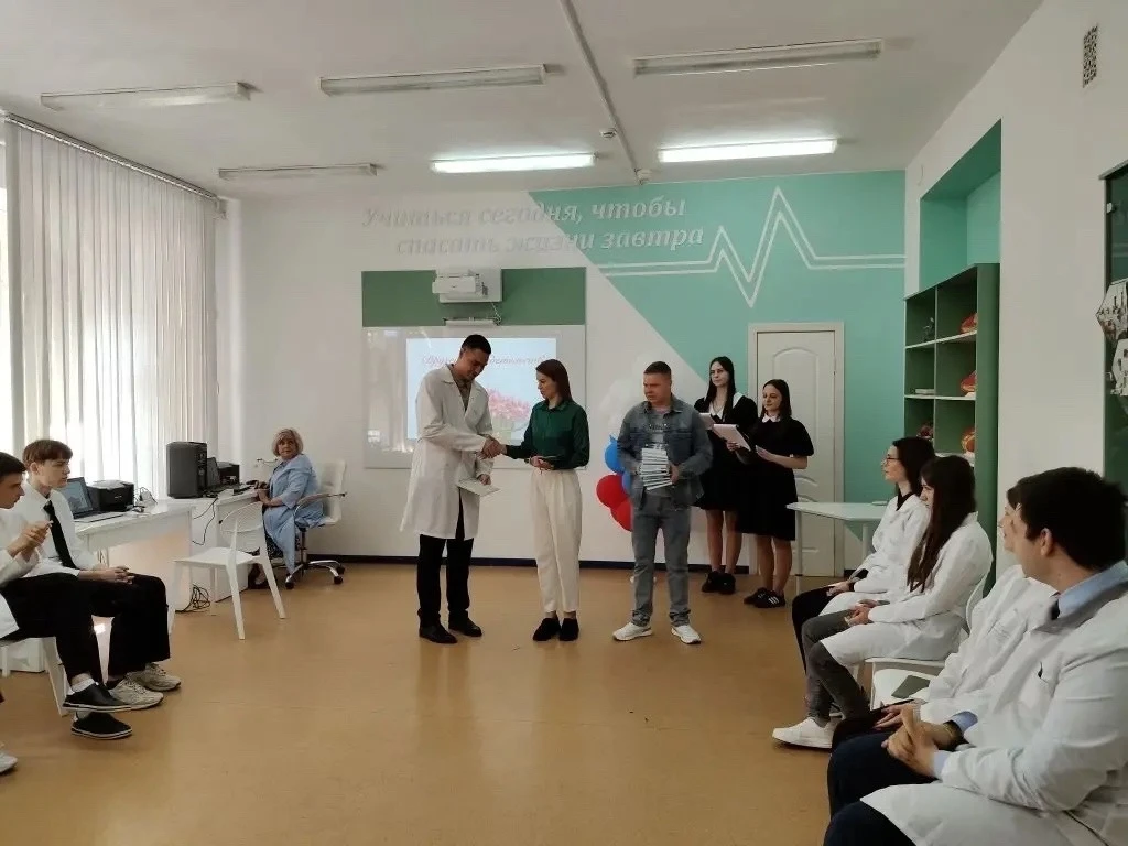 Проект «Медицинский класс» в Белгородской области, запущенный в 2021 году, успешно укре...