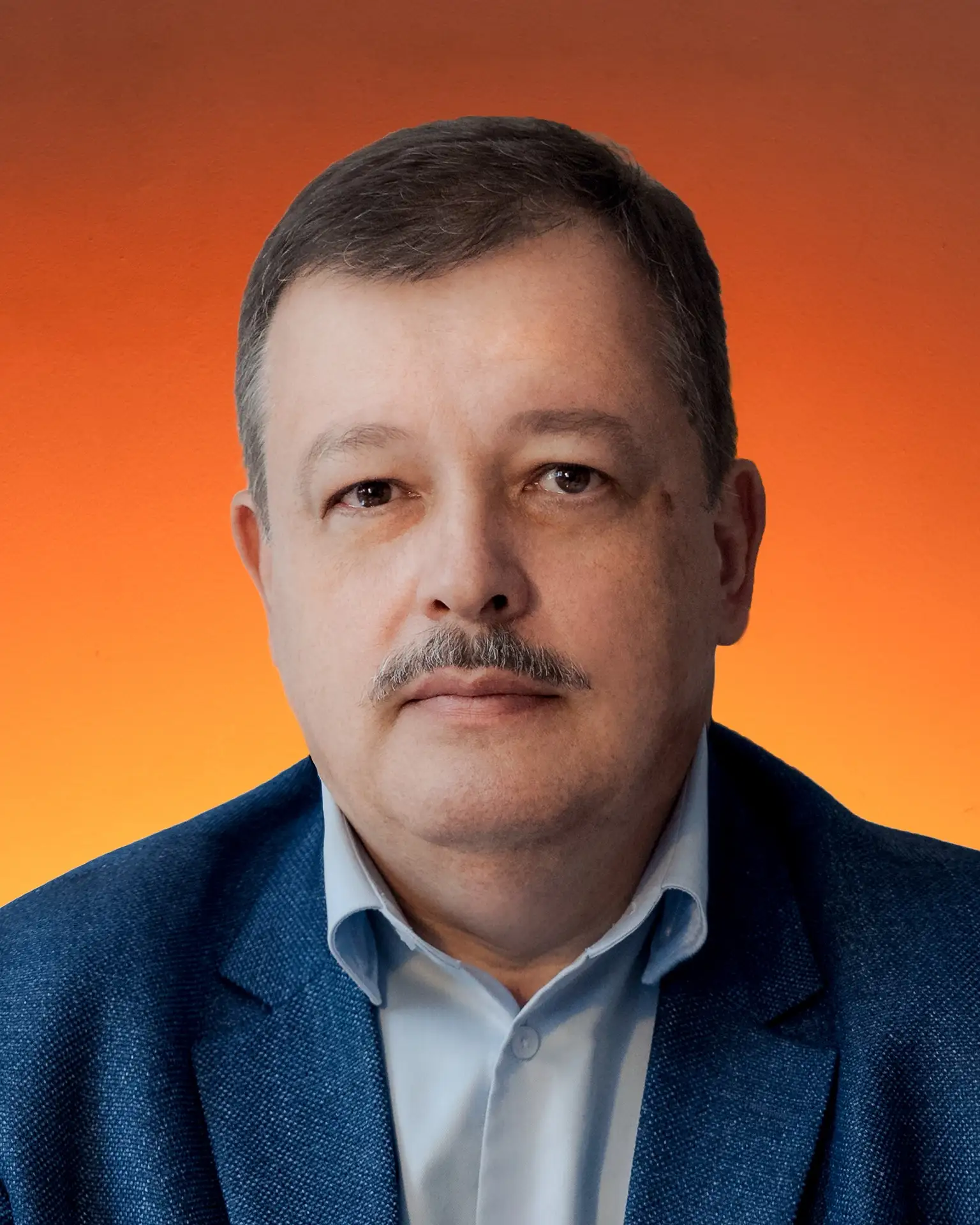 Сегодня, 13 июня, поздравляем с юбилеем директора Театра Гоголя Константина Витальевича Чернышева!


