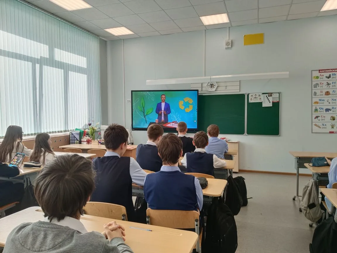📣 Экоурок в 7 «В»: учимся раздельному сбору отходов!  Ученики 7 «В» класса провели познавательное за