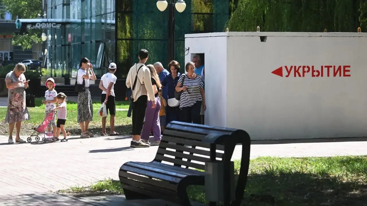 ❗️Порядок действий при ракетной опасности

🔴Стоит закрыть окна и не подходить к ним;

🔴Перекройте 
