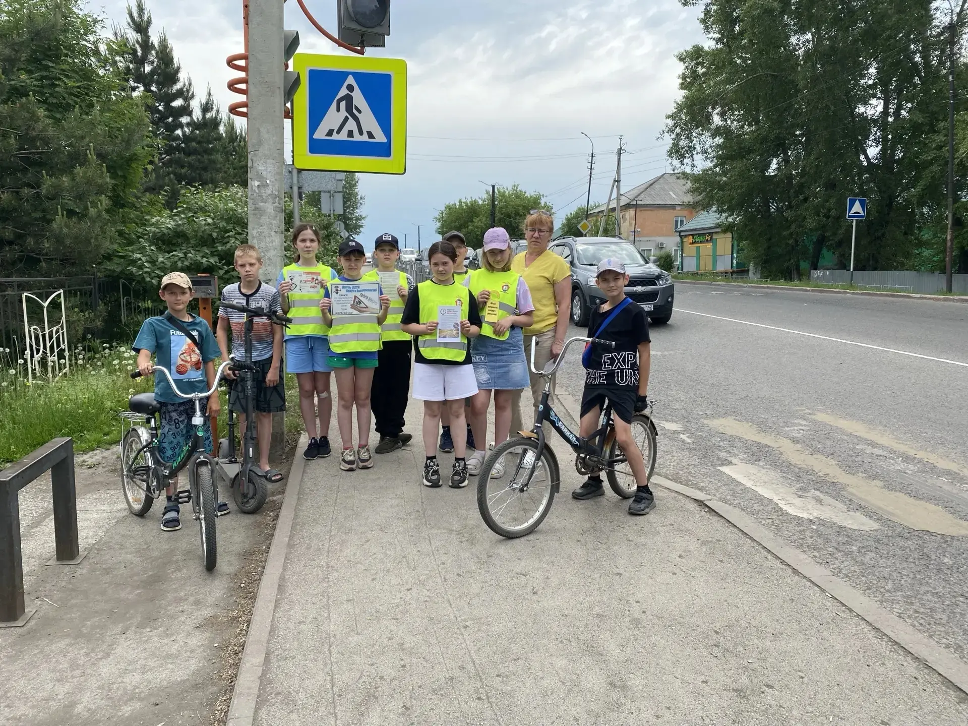 🚦 5 июня отряд ЮИД "Искра" МБОУ ООШ 3 в рамках широкомасштабной информационно-пропаган...