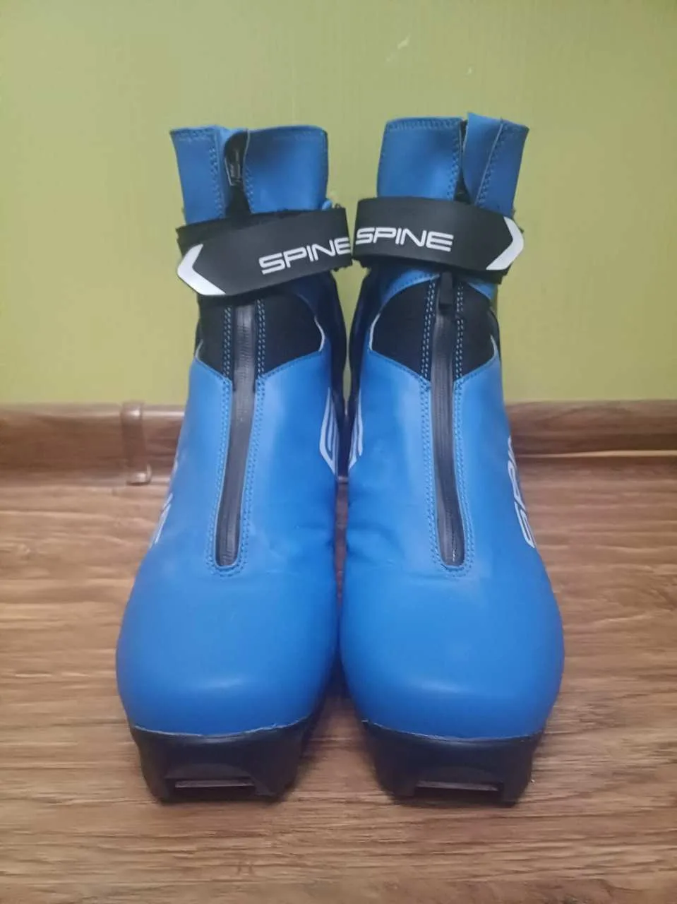 Лыжные ботинки spine ultimate skate, размер 45 EU. Состояние отличное. Использовал один...